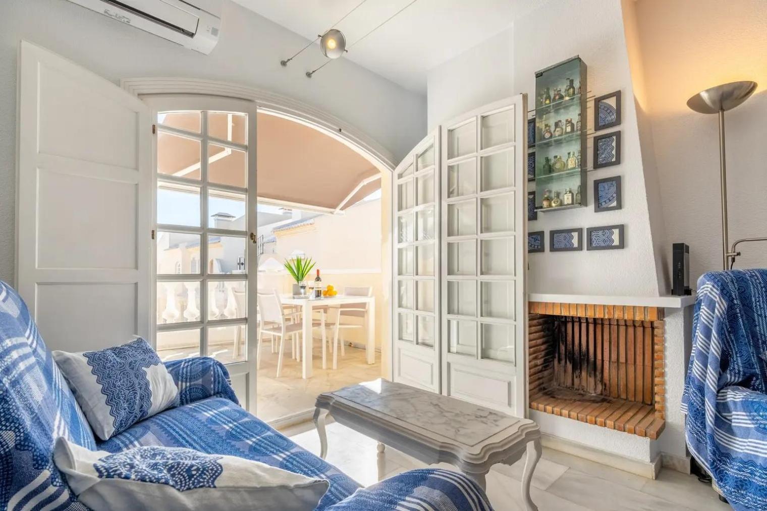Amazing Penthouse On The Beach, Sea Views, Wifi, Airconditioning And Parking ตอร์เรเวียคา ภายนอก รูปภาพ
